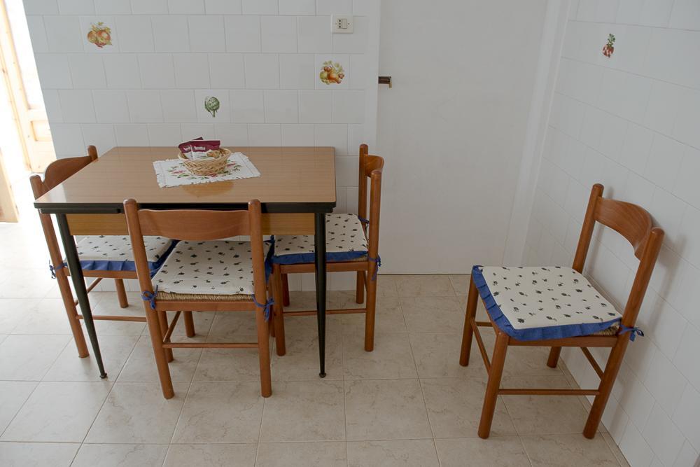 Bed and Breakfast A Due Passi Dal Centro Alberobello Exterior foto